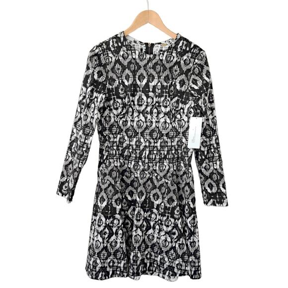 NEW LEILA ROSE Long Sleeve Reversible Seamed Fit & Flare Dress Sz 10 Black Ivory - Picture 13 of 14